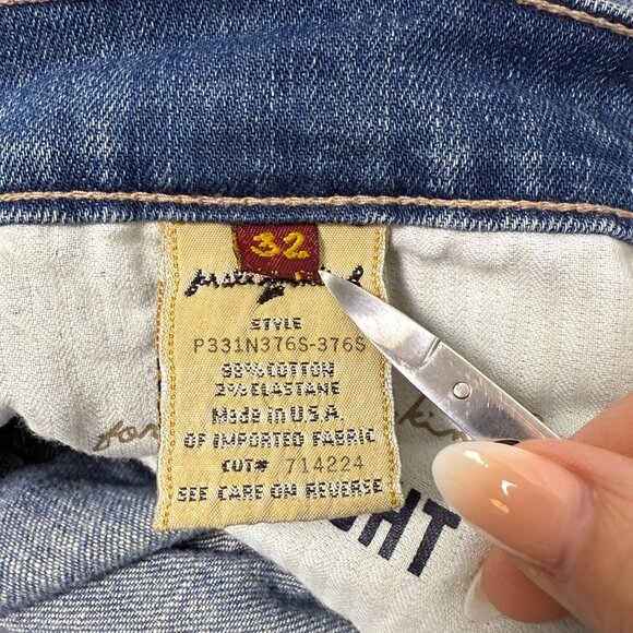 7 For All Mankind Jean Shorts Womens Sz 32 Low-Rise Straight Medium Wash Stretch - Picture 9 of 11